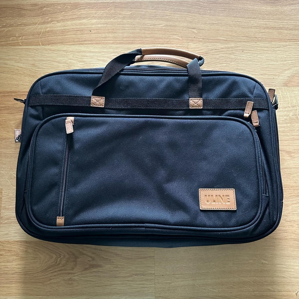 Black Uline Messenger Laptop Bag 💼